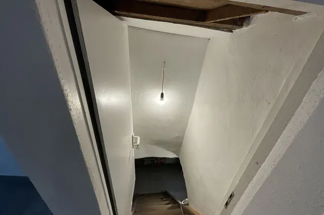 Treppenabgang zu Gewölbekeller