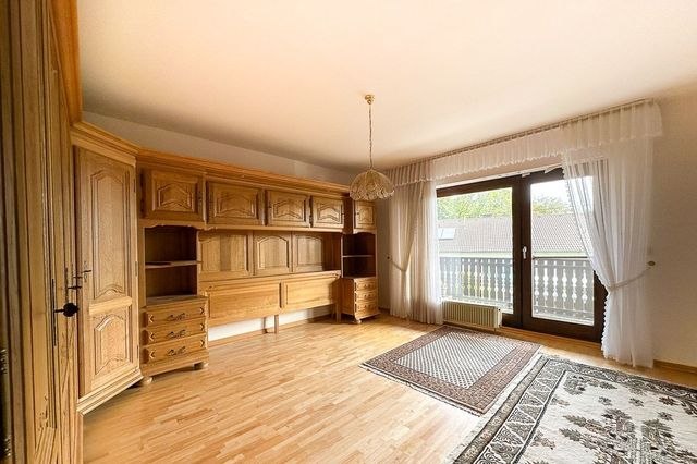 Schlafzimmer mit Balkon