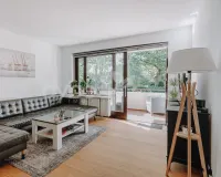 Helles Wohnzimmer