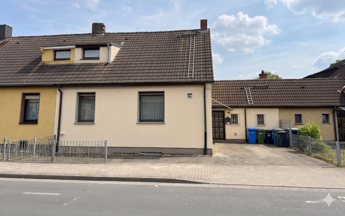 Gemütliches Wohnhaus mit 110m², Terrasse und Gartenhaus mit Klimaanlage