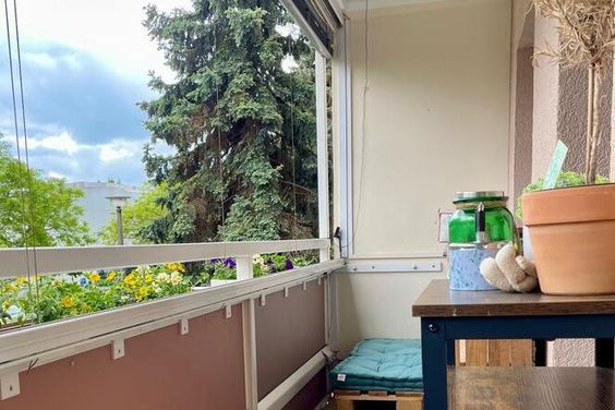 Möbliert/Furnished 2-Zimmer Apartment in Dresden – Südvorstadt mit Balkon 3 Personen