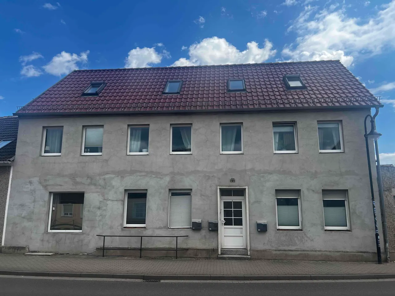 Haus von vorne