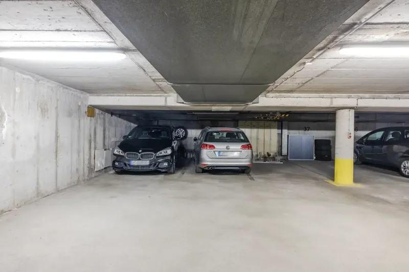 Tiefgaragenstellplatz