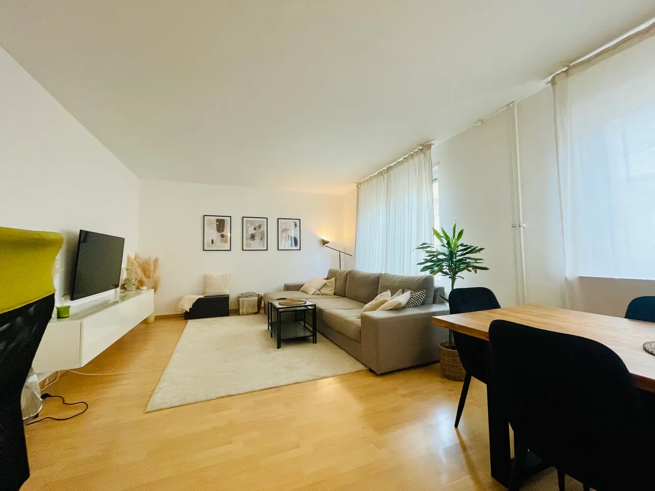 Schwetzingerstadt – große 2-ZKB/Balkon-Wohnung - Photo 1