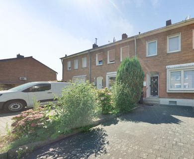 Einladung zum Wohlfühlen: Charmantes, gepflegtes Reihenmittelhaus mit sonnigem Gartenparadies