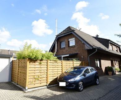 Einziehen und Wohlfühlen! Junge Walmdach-DHH mit Garage in Duisburg Rumeln-Kaldenhausen