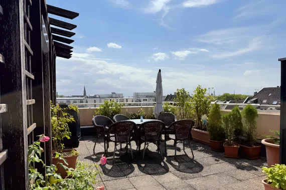 PENTHOUSEWOHNUNG MIT DACHTERRASSE IN KREFELD ZU VERKAUFEN!