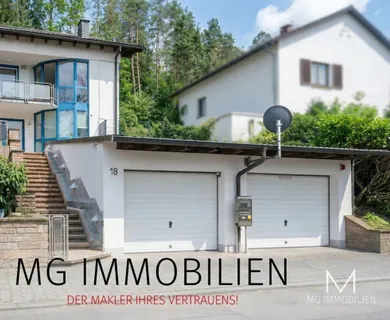 MG – Waldfischbach: Großzügige Doppelhaushälfte mit Garage und Carport