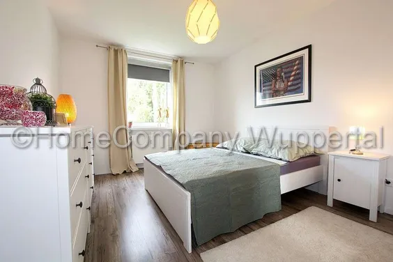 Hochwertige 2-Zimmer-Wohnung mit neuem Bad und DSL-Zugang