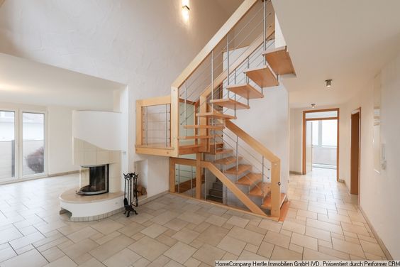 Helles, exklusives und freistehendes Wohnjuwel mit Garten in traumhafter Hanglage von Sölden bei Freiburg