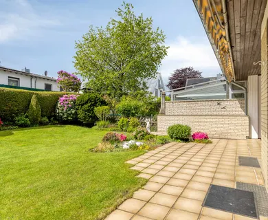 Einziehen und wohlfühlen: Gepflegtes Einfamilienhaus mit Südgarten in Ratingen-Homberg
