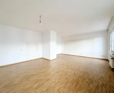 SANIERTE 2-ZIMMERWOHNUNG IN DER STADTMITTE ZU MIETEN! - Foto 4