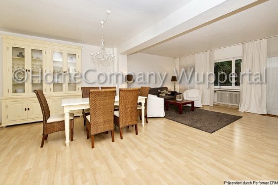 Stylish living! Charming apartment with compact patio and internet, right by the Hofgarten