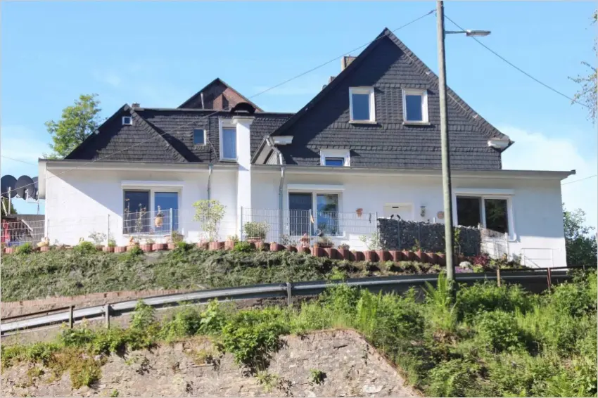 Wohnung im Vorderhaus auf einer Ebene