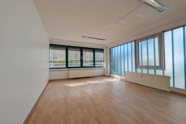 Büro VI