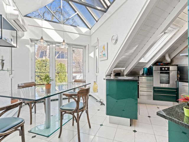 aHR0cHM6Ly93d3cuY29uc3RhbnplLWZ1aHJtYW5uLmRlL21lZGlhL2ZpbGVzL05WLTAzNzEzLmpwZw