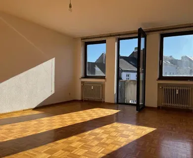 Freie 3 Z.Wohnung Eicken / Zentrumsnah/Aufzug 41061 MG