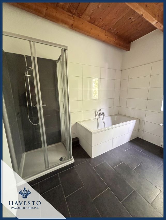 Gepflegte 2-Zimmer-Dachgeschosswohnung, 61,60 m², mit Balkon und hochwertiger Ausstattung - Photo 4