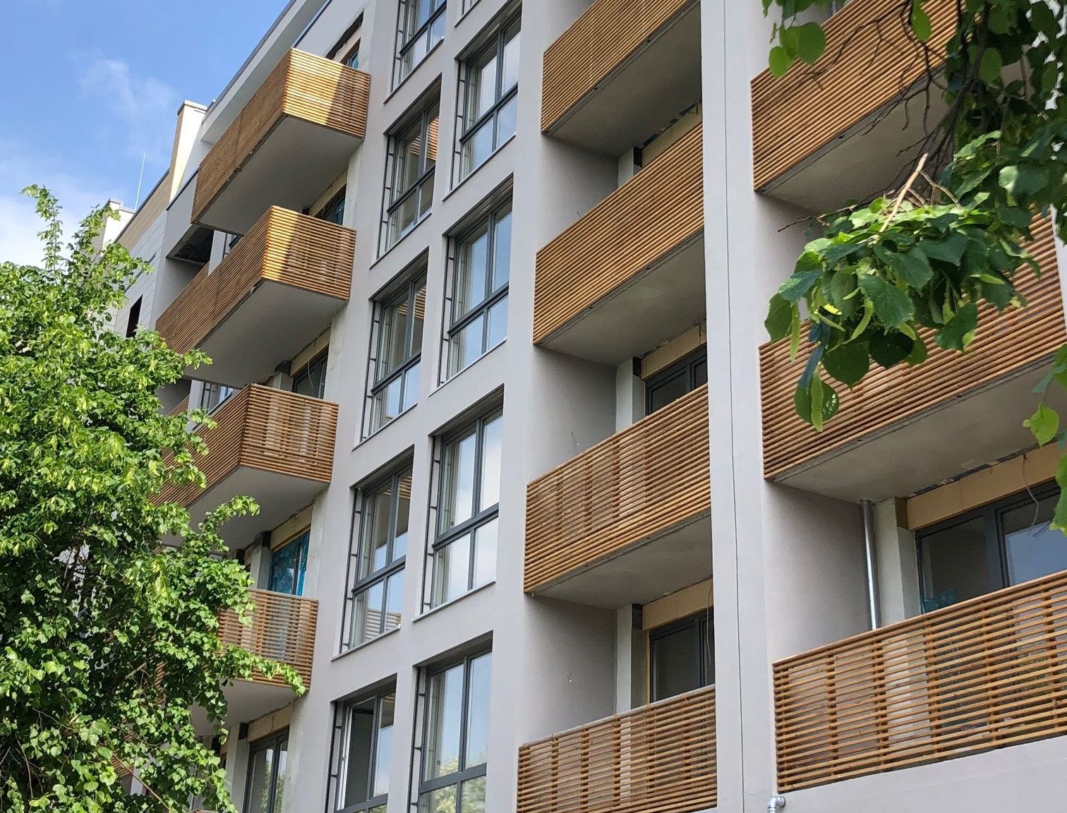 Tiefgaragenstellplatz im Neubau !