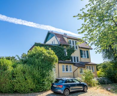 Top-Investment in Erkelenz: Denkmalgeschützte Villa mit 5 vermieteten Einheiten auf 1.100 m²