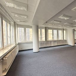 *PROVISIONSFREI* ca. 227.15 m² Büro-/Praxisräume innerhalb des City-Walls!
