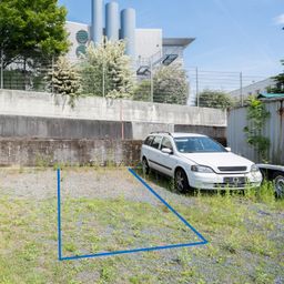 Großer Stellplatz in der Innenstadt zu vermieten – ideal für Wohnmobile oder Wohnwägen