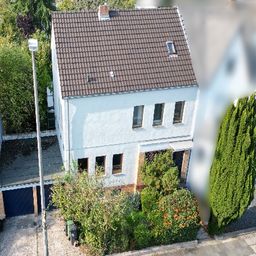 Viel Platz für die Familie – Einfamilienhaus mit Garten und großem Potenzial in Bonn-Duisdorf