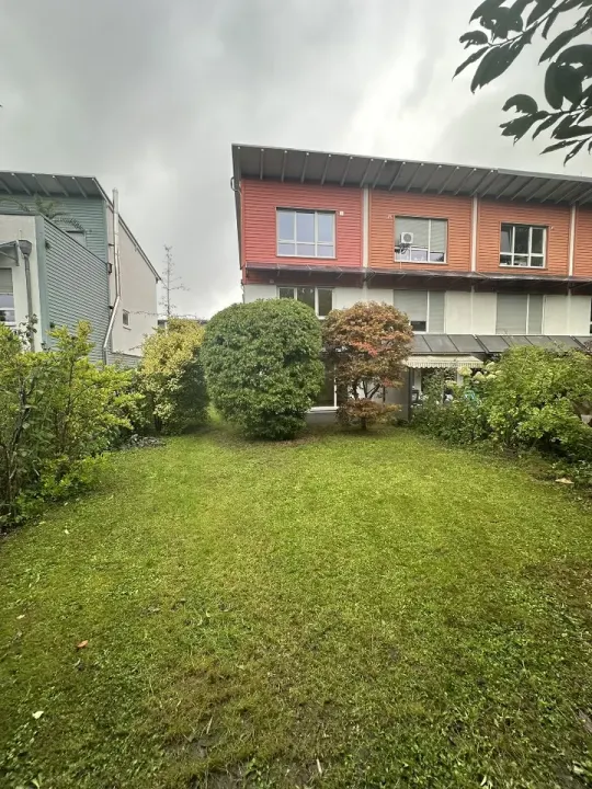 Junges Einfamilenhaus mit schönem Garten und Garage in Gelsenkirchen-Bismarck