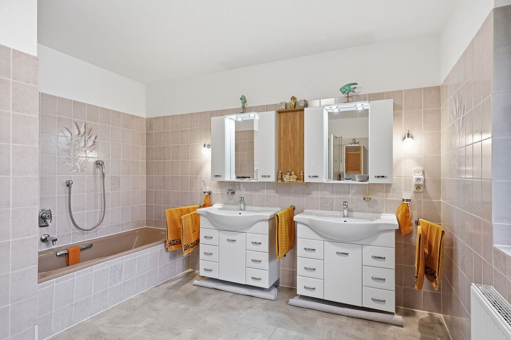 Badezimmer EG