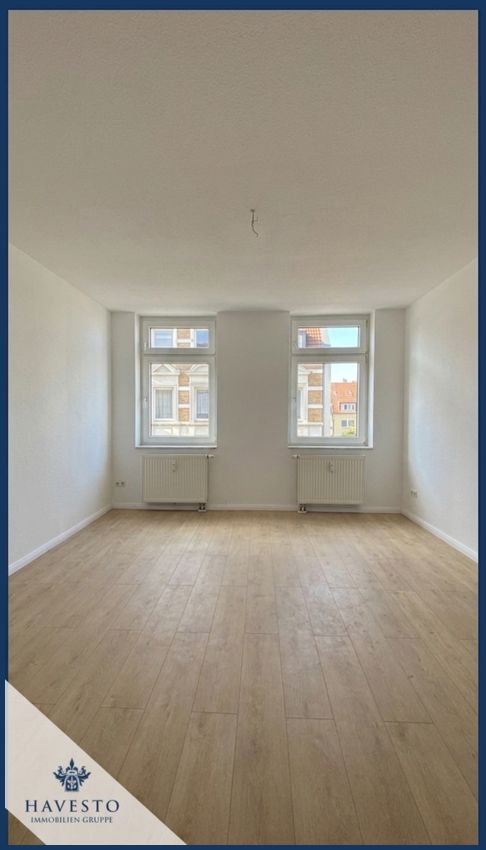 Einziehen & wohlfühlen: Frisch renovierte 3-Zimmer-Wohnung mit Einbauküche und Balkon - Foto 2