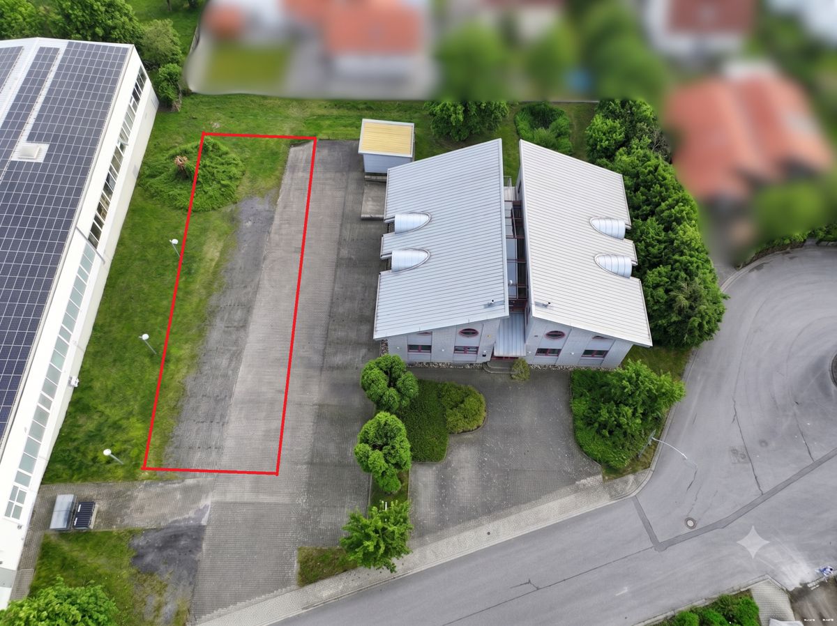 Mögliches Baugrundstück neben Bestand