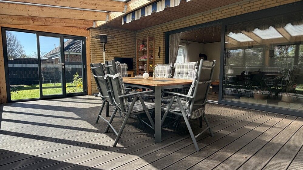 und dem gemütlichen Wintergarten