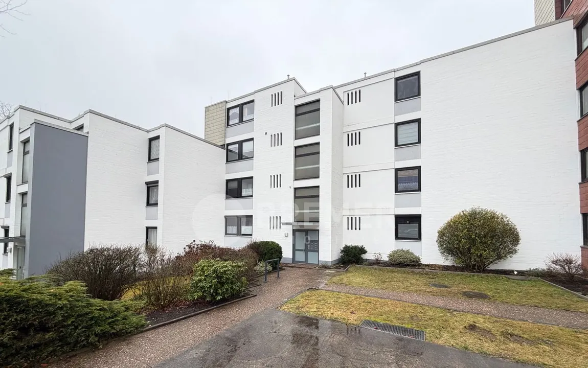 Modernisierte 3-Zimmer-Wohnung mit Balkon in stadtnaher Lage von Lüneburg