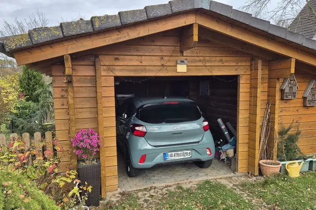 Freistehende Garage