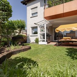 Sicher investiert: Top vermietete Eigentumswohnung mit eigenem Garten und Garage