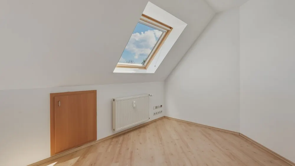 .Schlafzimmer II DG