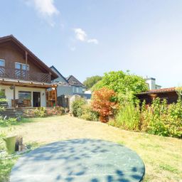 Ein Zuhause voller Wärme: Freistehender Landhaustraum mit idyllischem Garten in Heinsberg