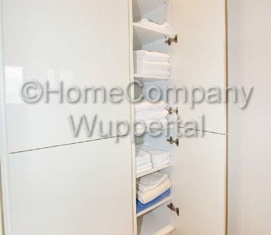 W&auml;scheschrank