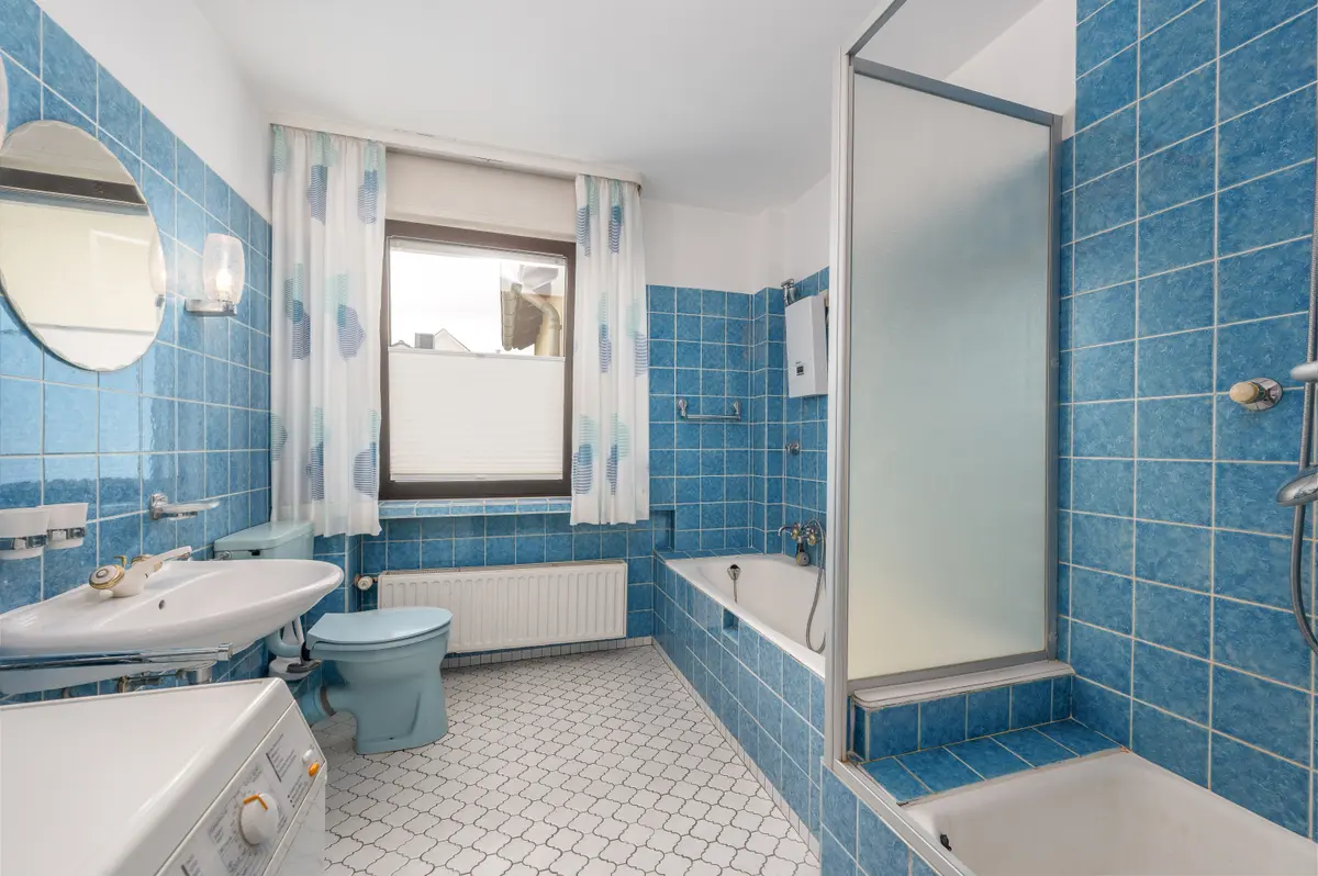 1 OG Badezimmer