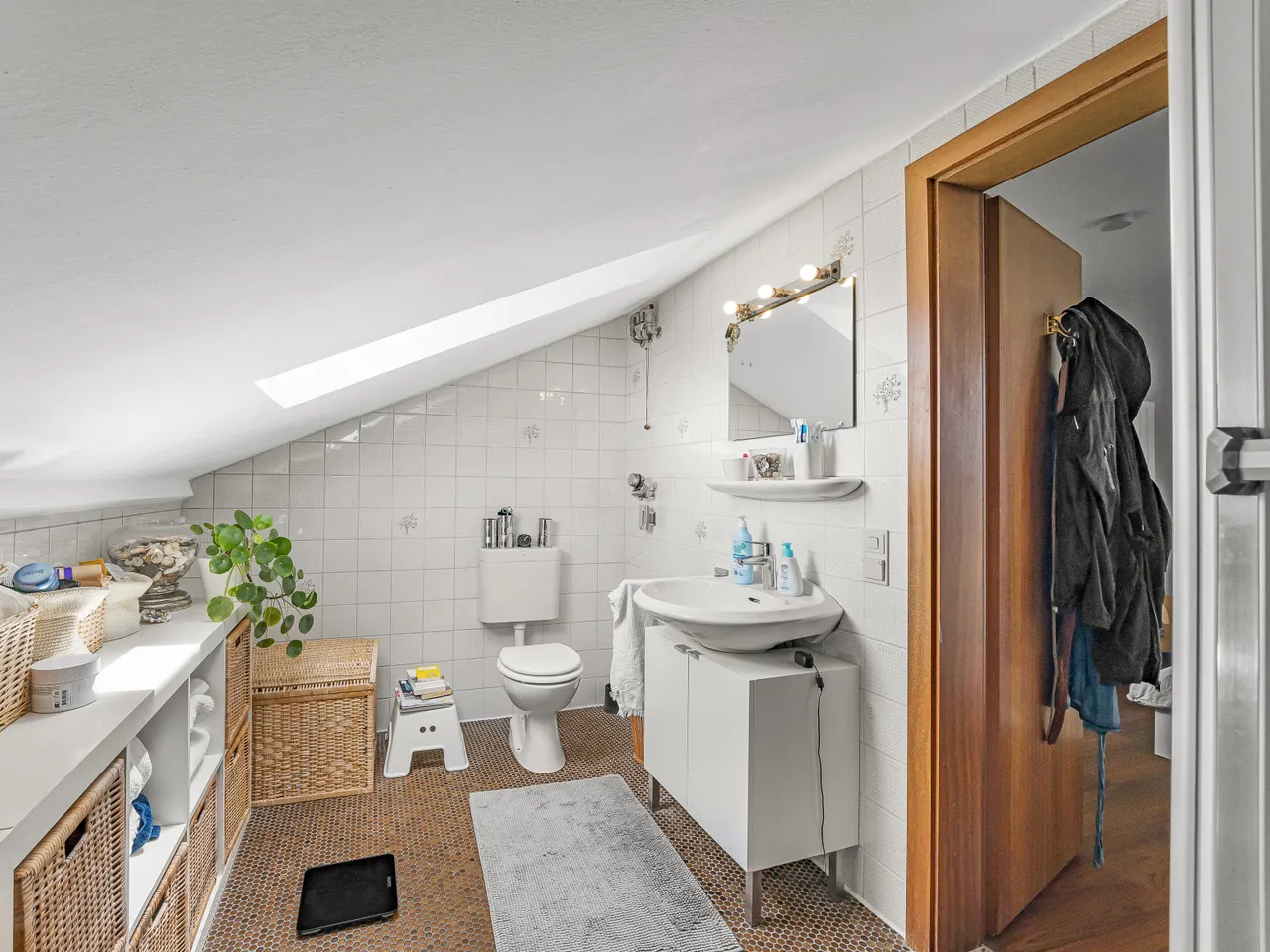 Badezimmer im Dachgeschoss