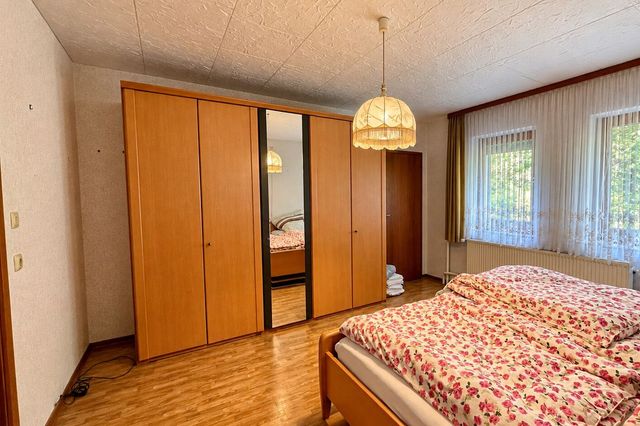 Schlafzimmer 1 OG