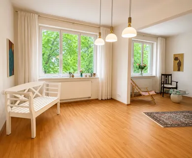CHARMANTE 5-ZIMMER-WOHNUNG IM GRÜNEN VON GROß-BUCHHOLZ ZU KAUFEN!