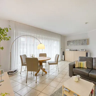 Wohlfühlwohnung im Herzen von Ratingen: Helle 3-Zimmer-Wohnung mit Südwest-Balkon