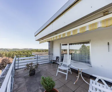 Ganz oben beginnt das Besondere: Penthouse-Wohnung mit Dachterasse und zwei Loggien