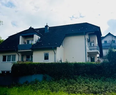 Attraktive 3-Zimmer-Erdgeschosswohnung mit Balkon, Stellplatz & Keller