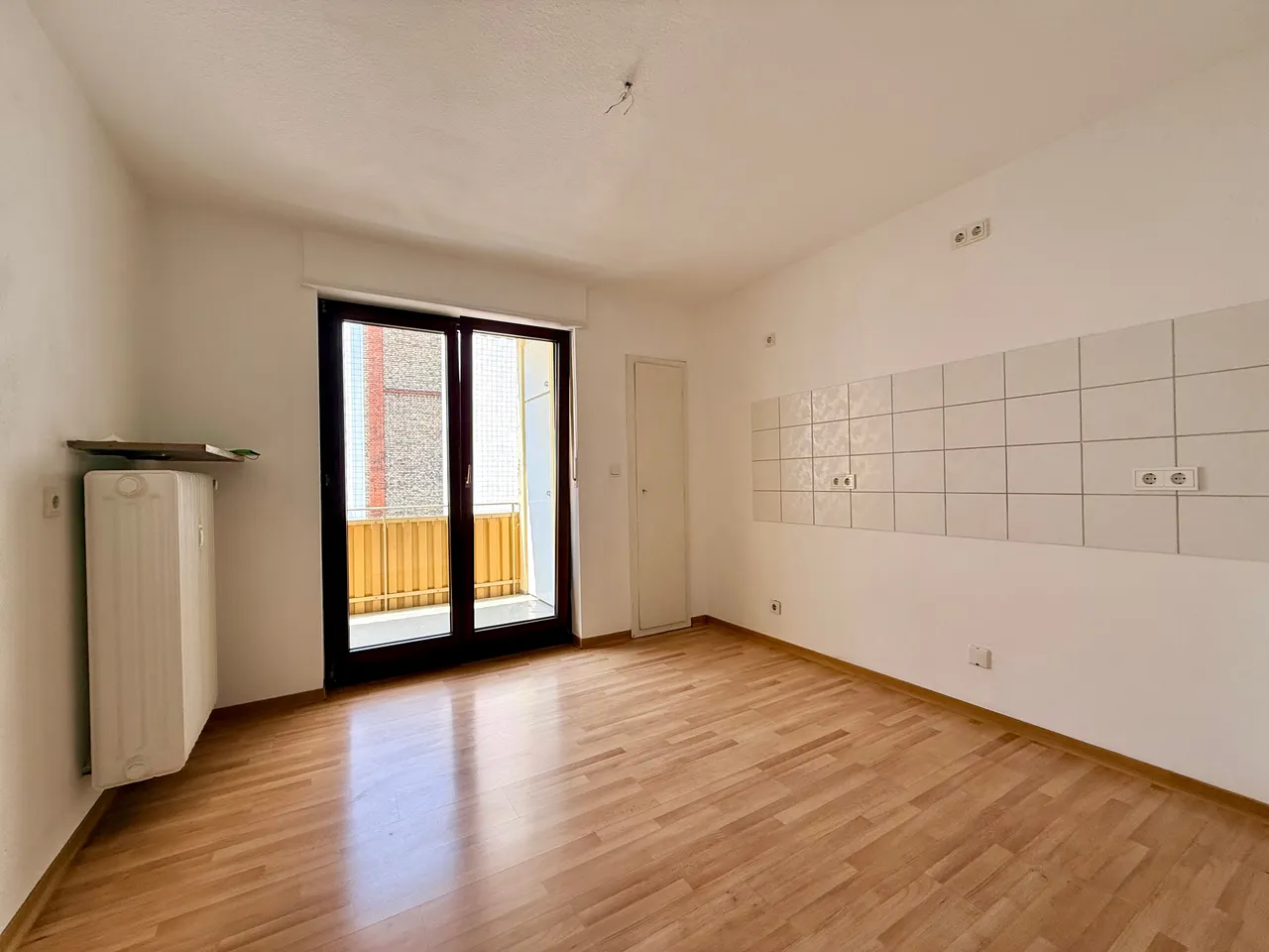 Schwetzinger Vorstadt – gepflegte 1 ZKD/Balkon-Wohnung - Foto 2