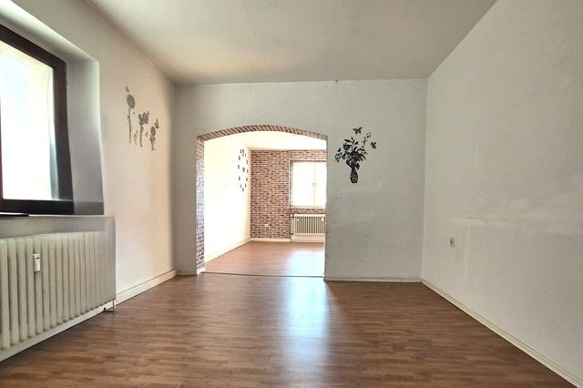 Hell und freundlich...