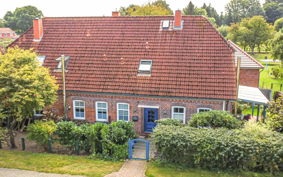 Charmantes, sanierte Bauernhaus – familienfreundlich, mit zusätzlicher Mieteinnahme