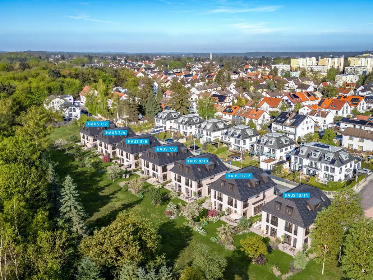 Effizienzhaus 55/KfW 55   Freier Blick ins Grüne. Vierzehn schicke Süd-Doppelhaushälften.