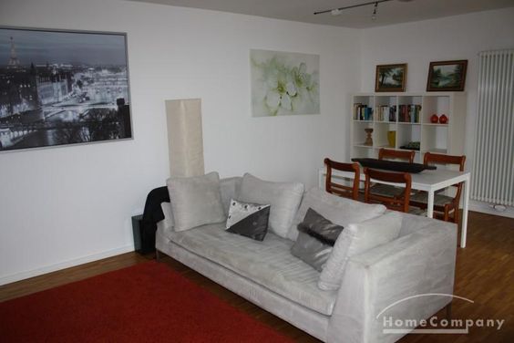 3 Zi.Whg., möbliert, EG, große Terrasse, sehr ruhige Citylage.